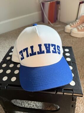 Urban Outfitters White and Blue 'SEATTLE' Baseball Cap